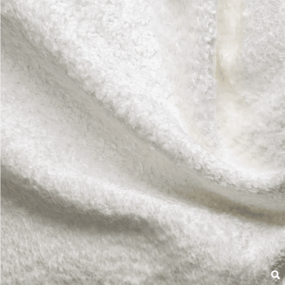 Colțar extensibil cu ladă de depozitare si sezut confortabil din spuma HR, Loana Euphoria Ivory II 275x185 cm